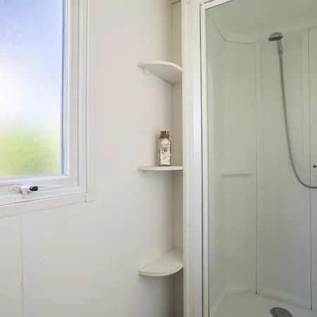 Mobilhome 4 Personnes 度假居 *