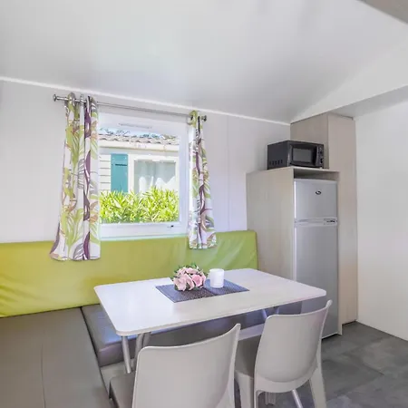 Mobilhome 4 Personnes بيت للعطل *
