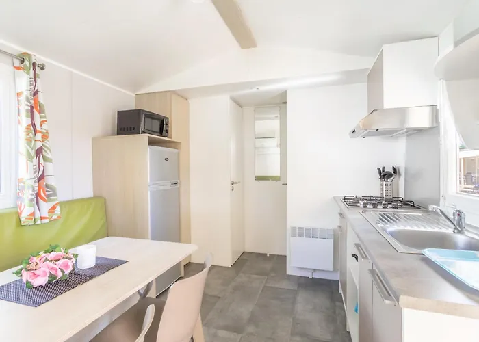 Mobilhome 4 Personnes *